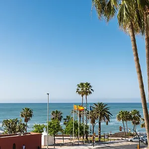 https://idiliq-stays-benalbeach.1costadelsol.com